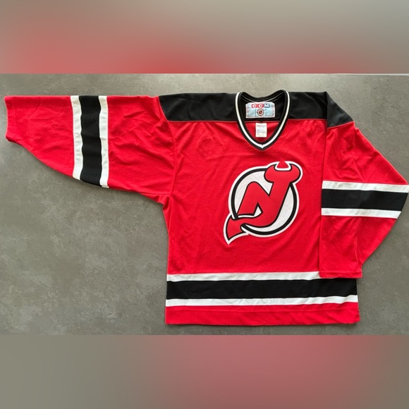 Rare Vintage New Jersey Devils Red CCM Air
Knit Jersey Men’s Size L NHL - Picture 5 of 13